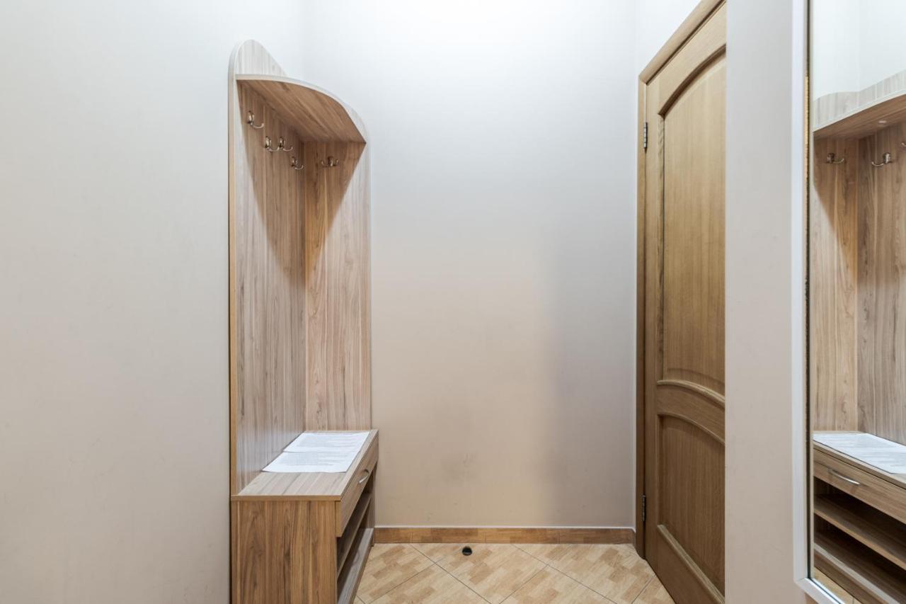 Apartment On Stavropihiiska Street 3 Lviv Exterior foto