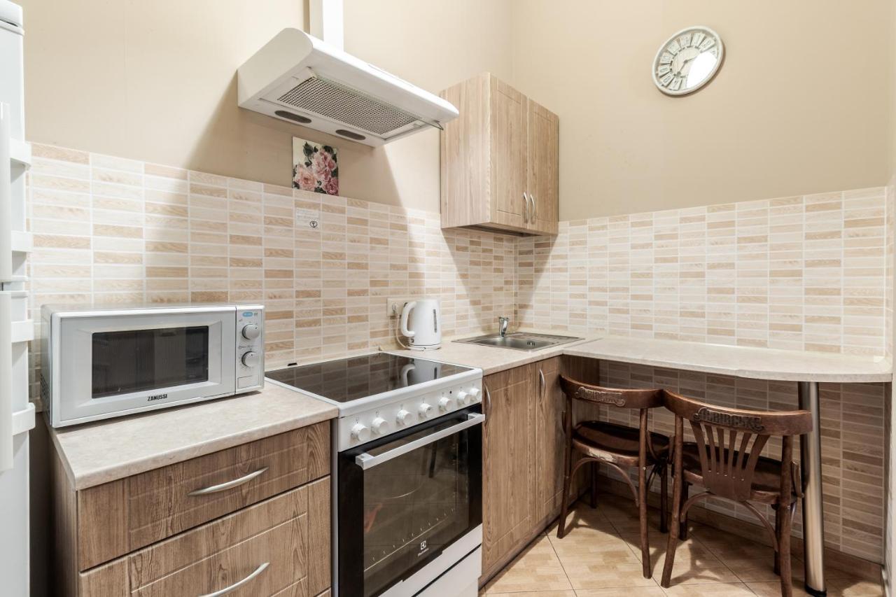 Apartment On Stavropihiiska Street 3 Lviv Exterior foto