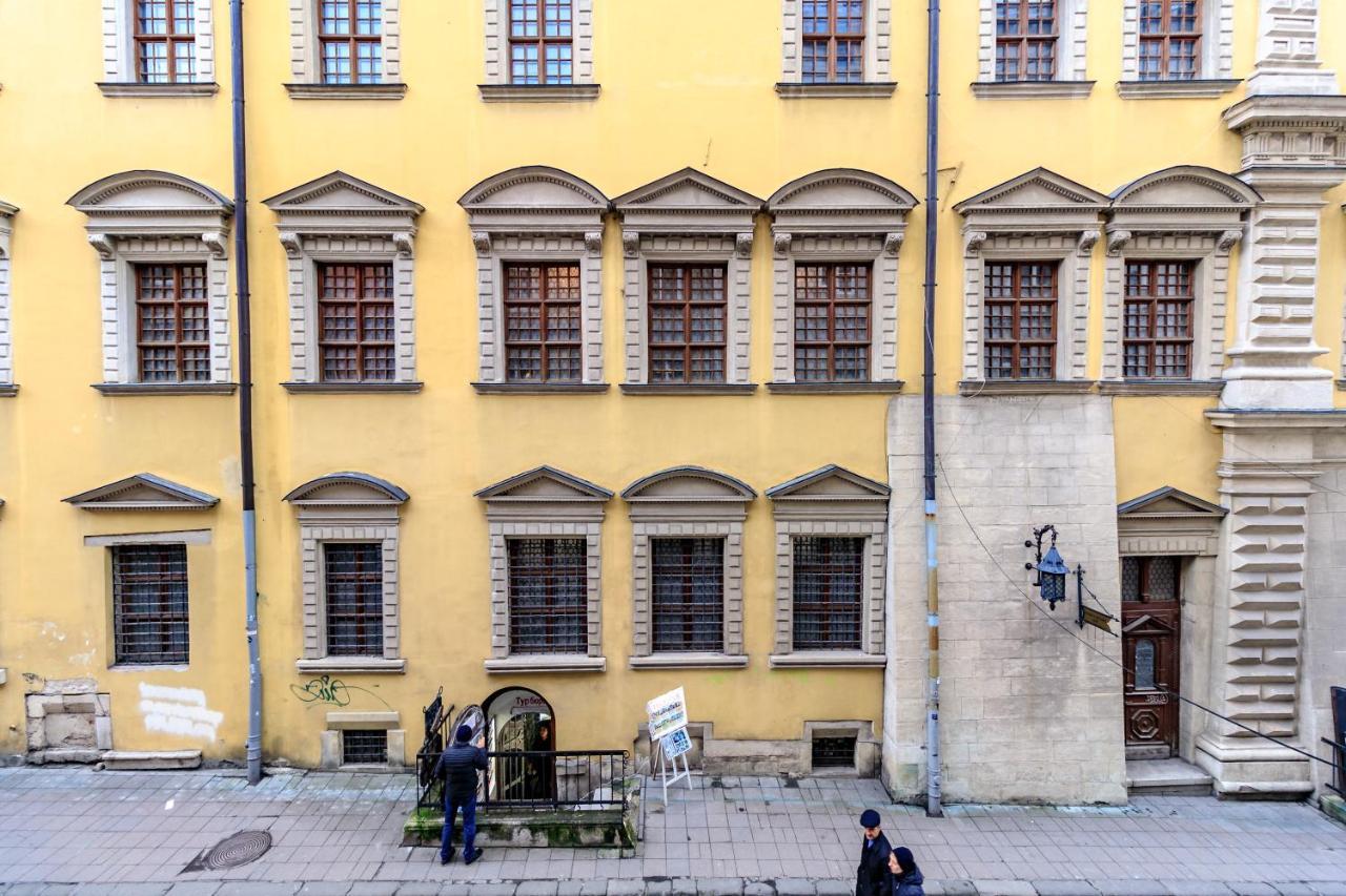 Apartment On Stavropihiiska Street 3 Lviv Exterior foto